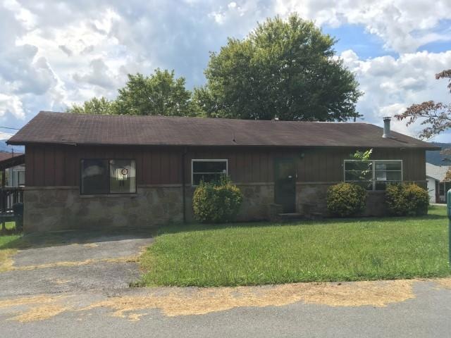 3304 Winston St, Pigeon Forge, TN 37863 - photo 1