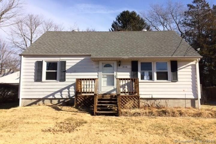 216 Chestnut Hill Ave, Waterbury, CT 06704 - photo 1