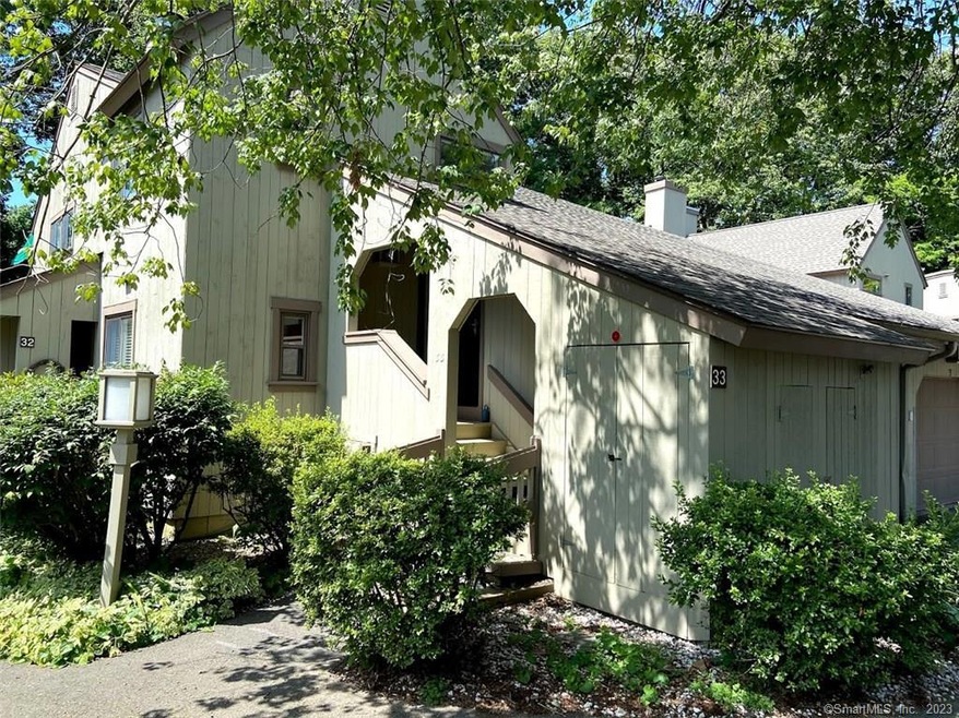 33 Applewood Ln, Avon, CT 06001 - photo 1