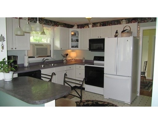 118 Longmeadow Ave, Worcester, MA 01605 - photo 1