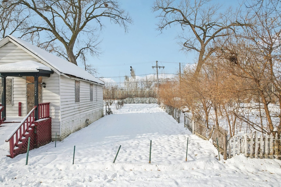 4338 S Shields Ave, Chicago, IL 60609 - photo 1