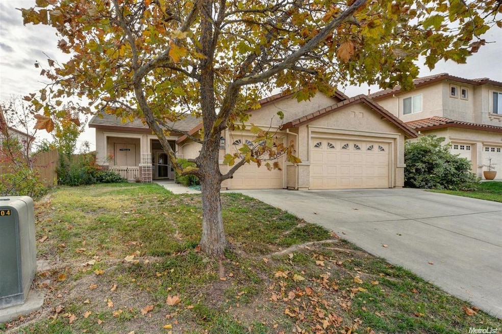 9480 Pournelle Way, Sacramento, CA 95829 - photo 1