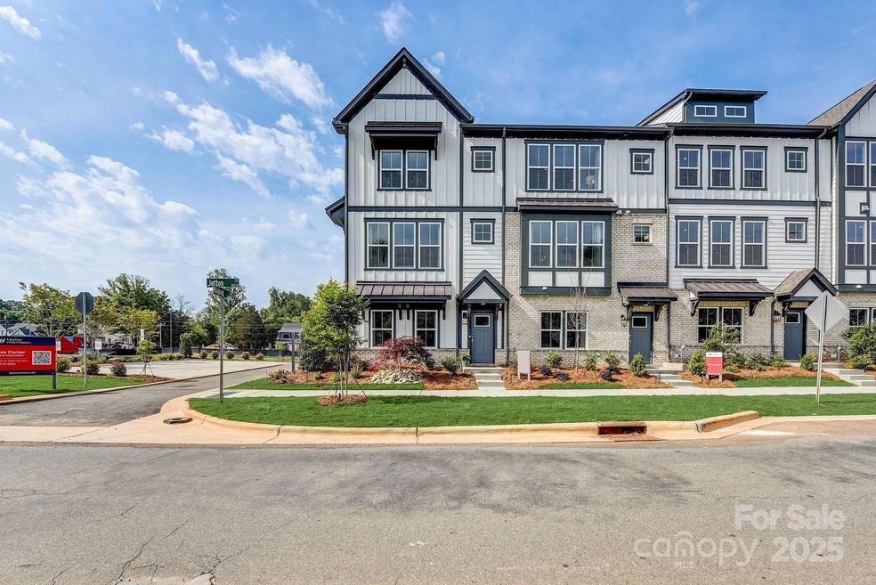 407 Jetton St, Davidson, NC 28036 - photo 1