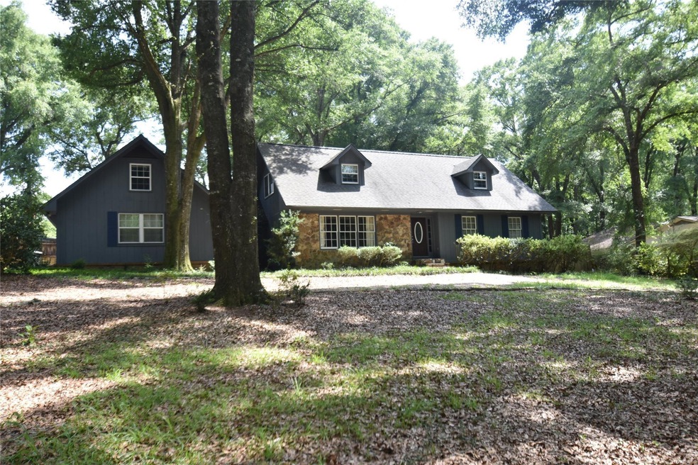 112 Laurel Breeze Dr, Enterprise, AL 36330 MLS 519479