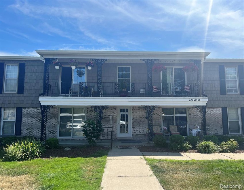 24360 E River Rd unit 26, Grosse Ile, MI 48138 - photo 1