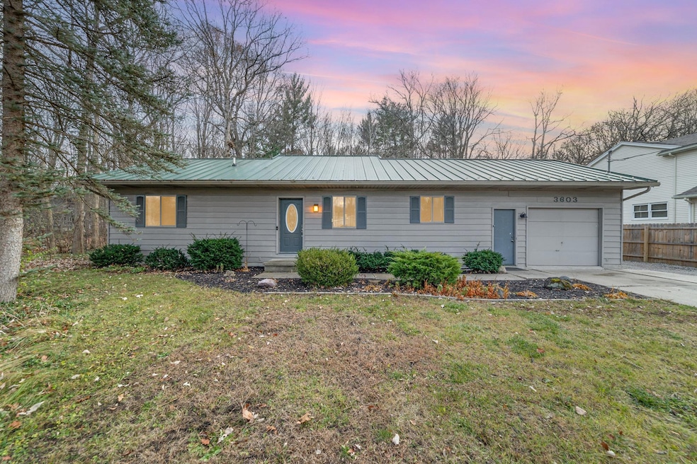3603 W Wackerly St, Midland, MI 48640 - photo 1