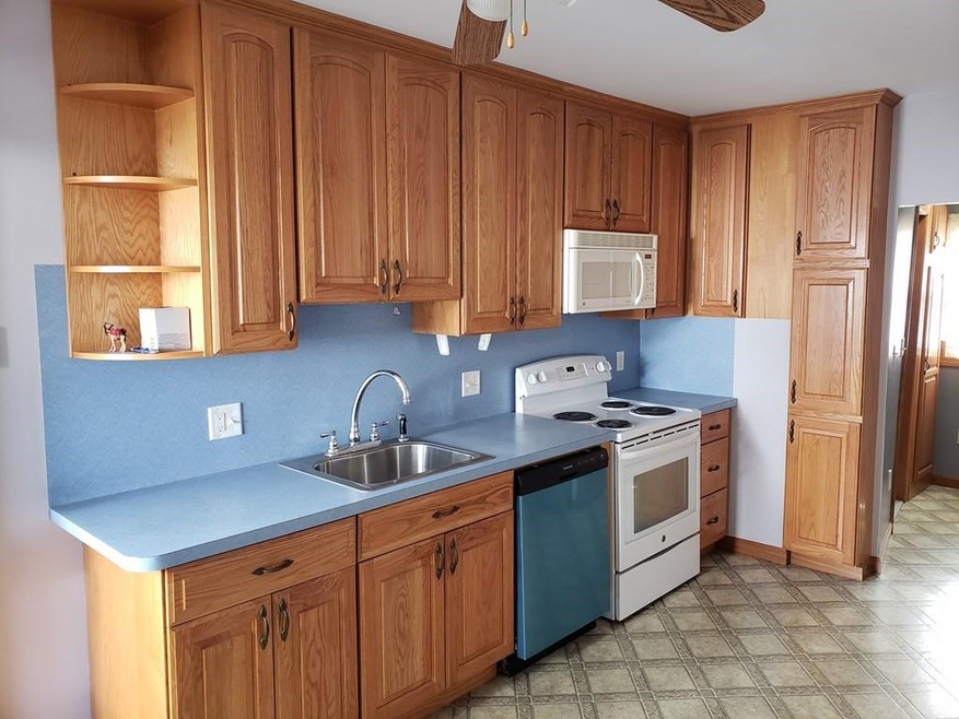 6 Conn St unit 1, Woburn, MA 01801 - photo 1