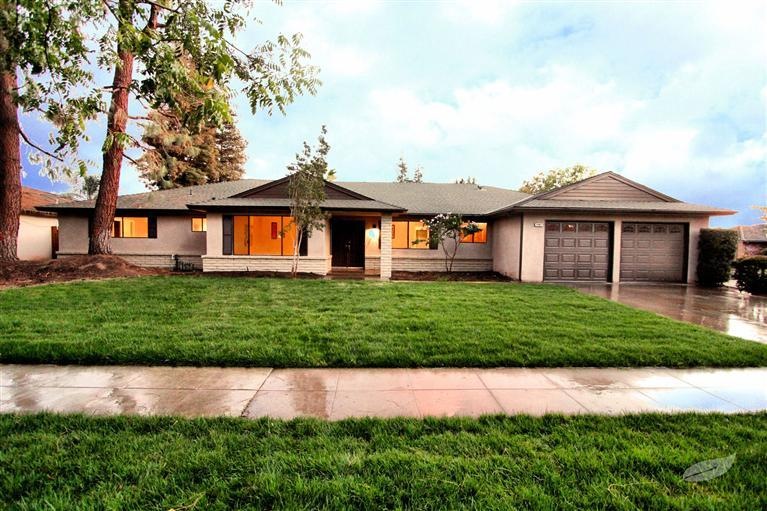 1567 W. Magill Ave.