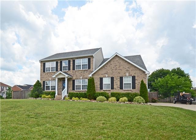 WELCOME HOME! 201 NASHUA COURT, MURFREESBORO, TN 37128