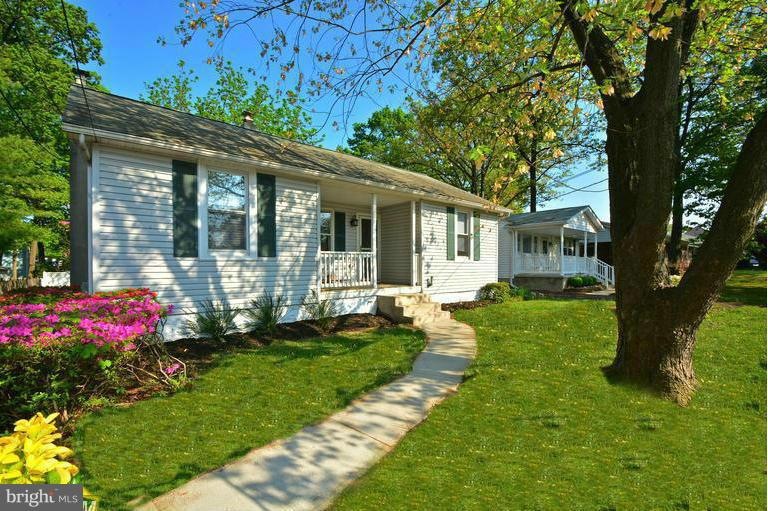 901 N Woodward Dr, Essex, MD 21221 - photo 1