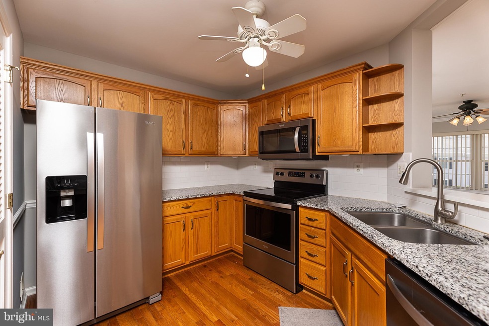 6502 Ridenour Way E unit 3A, Sykesville, MD 21784 - photo 1