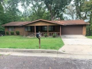 4405 Oakview Drive photo 1