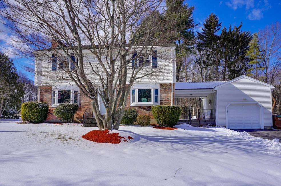 39 Woodrow St, Hudson, MA 01749 - photo 1
