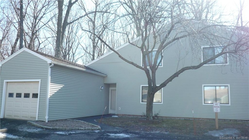 40 Foxon Hill Rd unit B4, New Haven, CT 06513 - photo 1