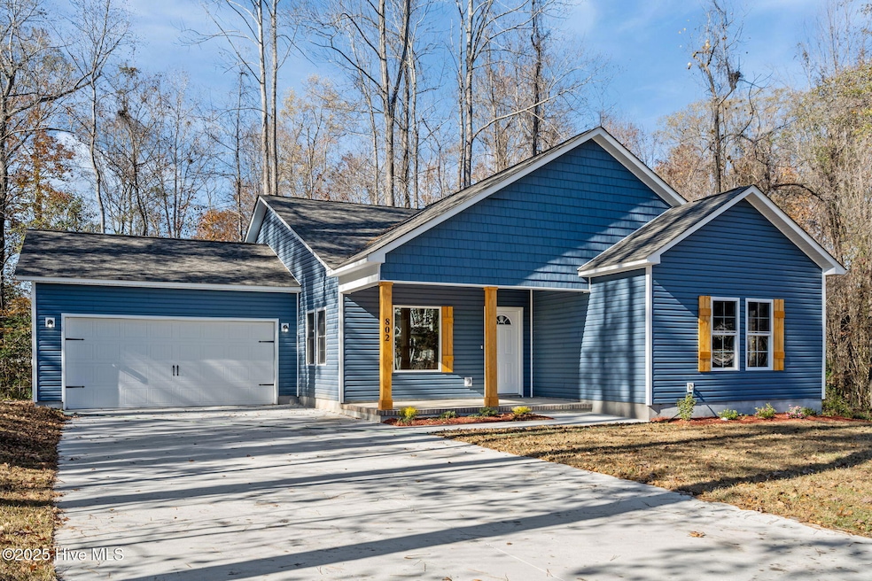 802 Little Cardinal Ct, Jacksonville, NC 28540 - photo 1