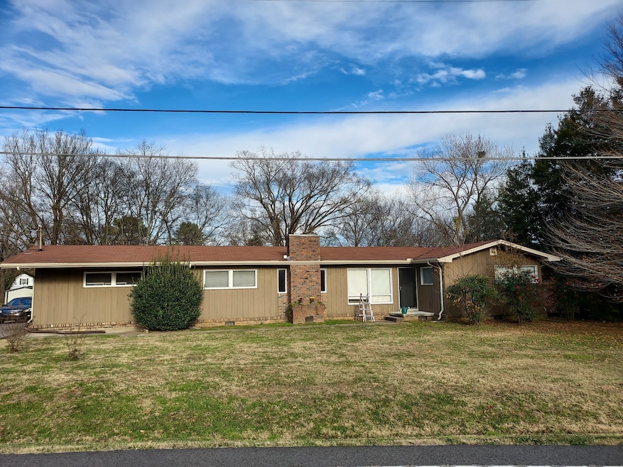 505 Kingree Rd, Shelbyville, TN 37160 - photo 1