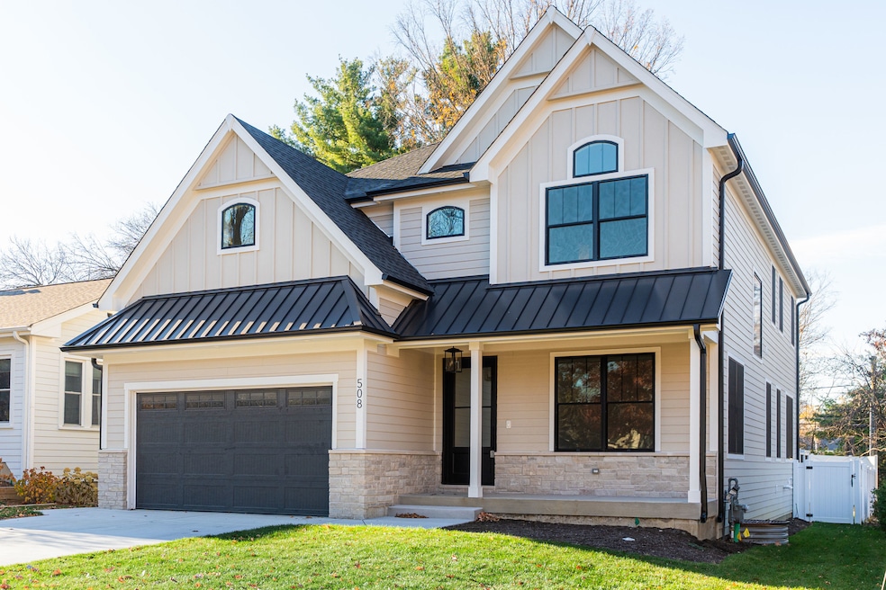 508 W Alma St, Elmhurst, IL 60126 - photo 1