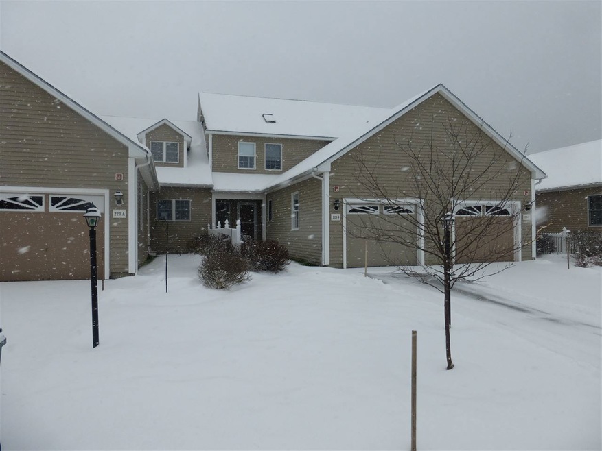 220B Belknap unit B, Pembroke, NH 03275 - photo 1