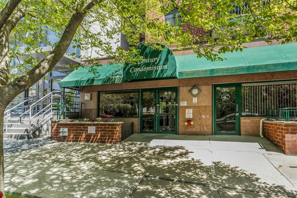 83-71 116 St unit 4B, Kew Gardens, NY 11415 - photo 1