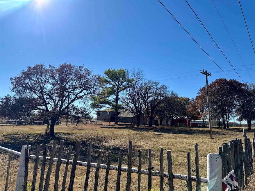 281477 Doctor Pepper Rd, Comanche, OK 73529 - photo 1