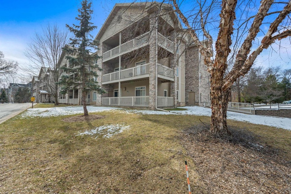 13050 W Bluemound Rd Unit 103, Elm Grove, WI 53122 MLS 1865161
