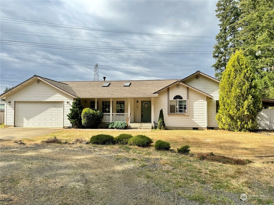 702 E Hiawatha Blvd, Shelton, WA 98584 - photo 1
