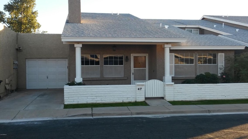2929 Exterior front