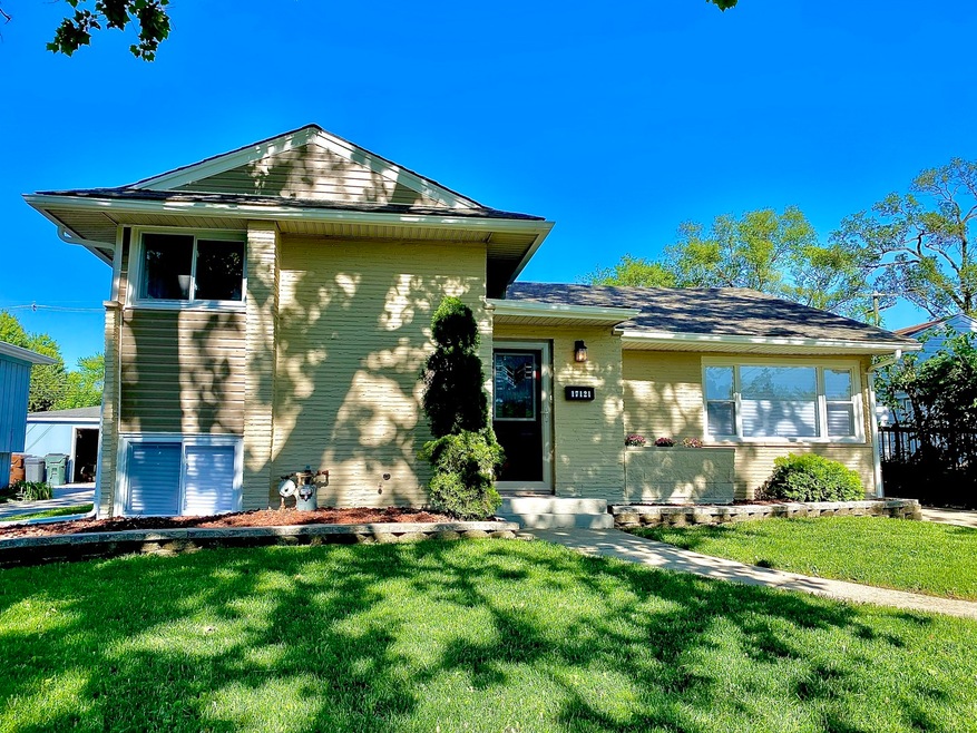 17121 Whittier Ave, Hazel Crest, IL 60429 - photo 1