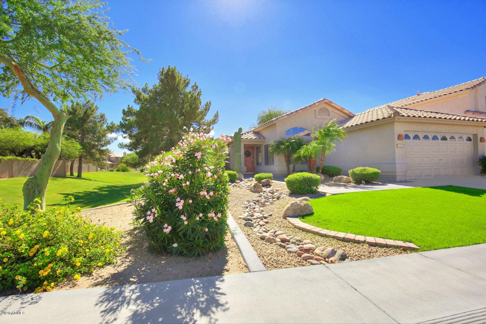 407 W Colt Rd, Tempe, AZ 85284 - photo 1