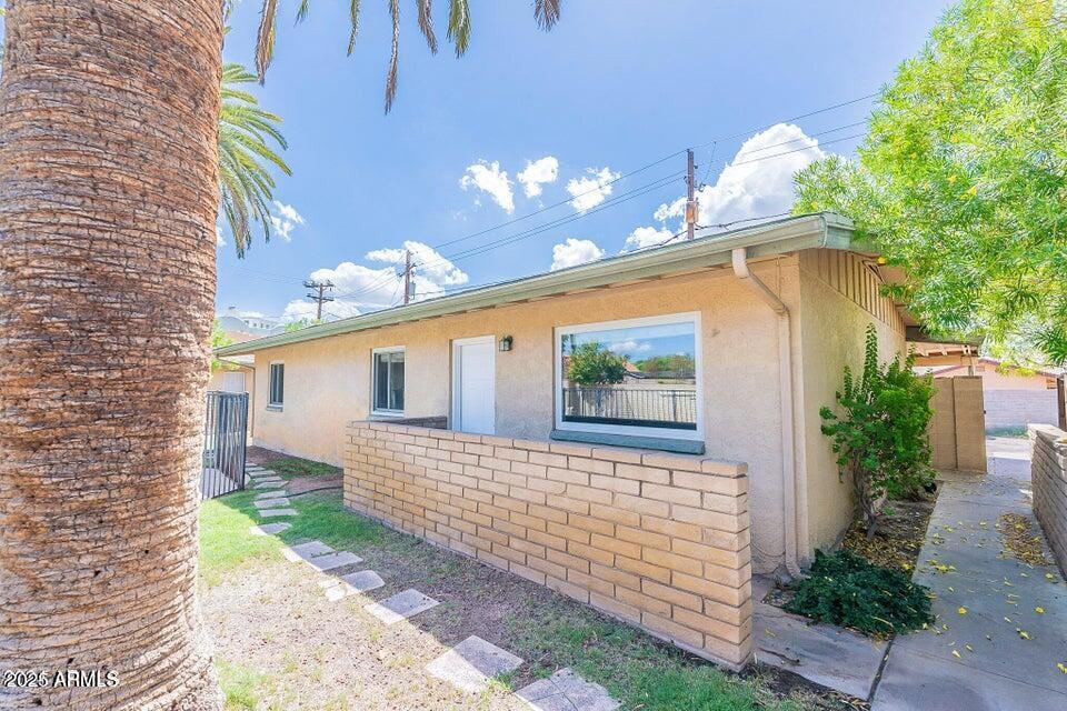 For Rent $1,950/month • Co-Listing Agent