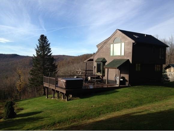 680 Case Ln, Readsboro, VT 05350 - photo 1