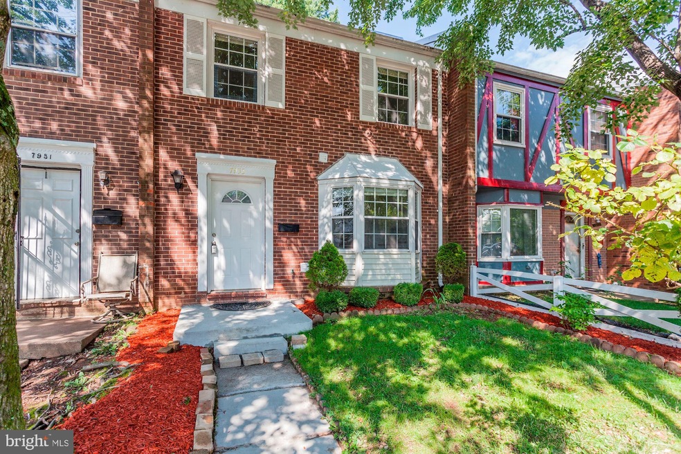 7953 Community Dr, Manassas, VA 20109 - photo 1