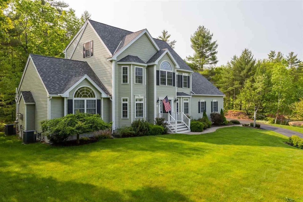 49 Boulder Dr, Barrington, NH 03825 - photo 1