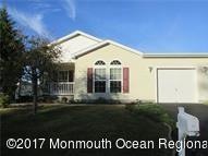 48 Oak Ridge Ln, Manahawkin, NJ 08050 - photo 1