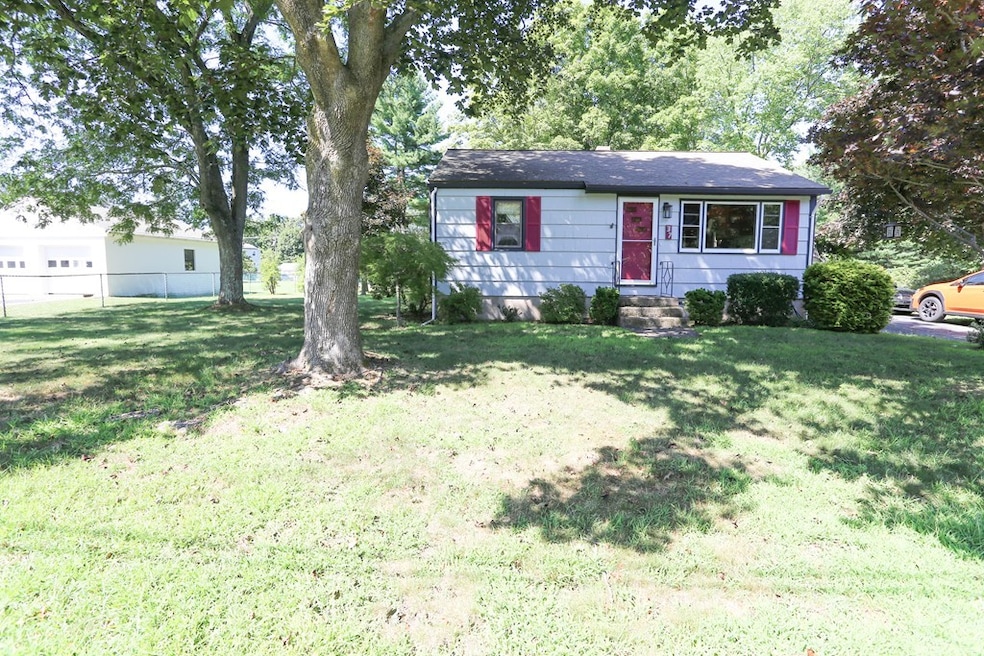 37 Stanley St, Ludlow, MA 01056 - photo 1