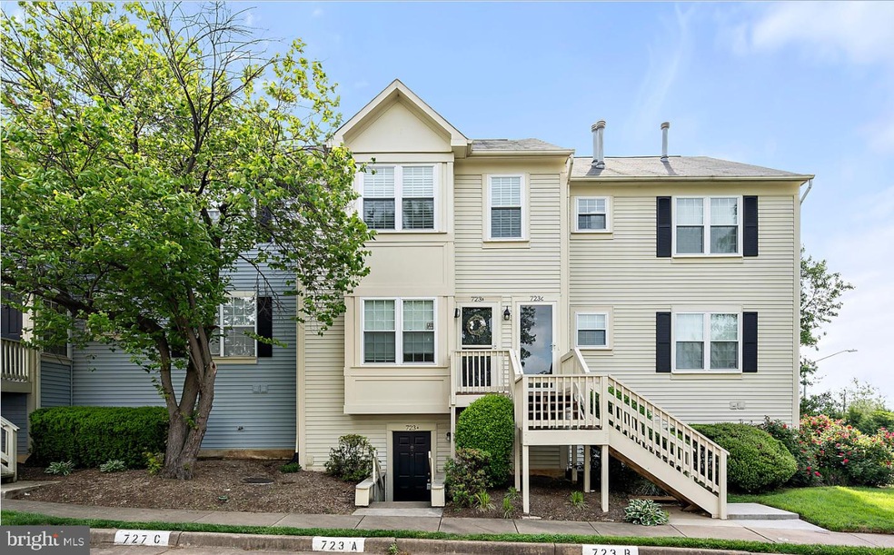 723 Cedar Crest Dr unit A, Warrenton, VA 20186 - photo 1