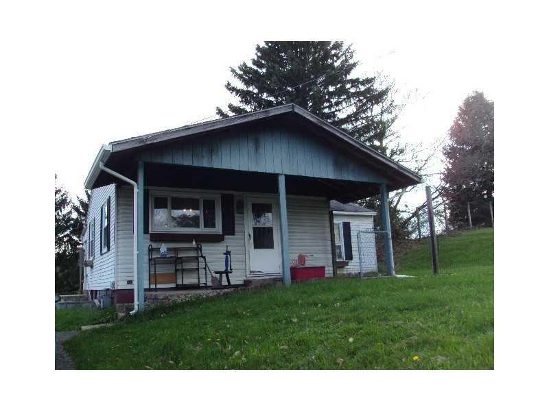 Exterior Front. Great Ranch Home in the country fo