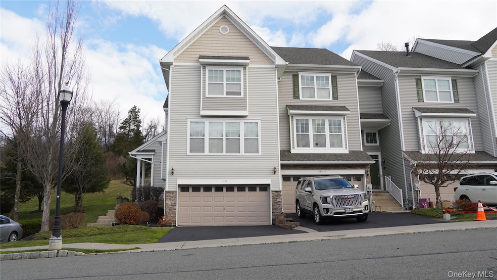 1402 Hawthorn Way, New Windsor, NY 12553 - photo 1