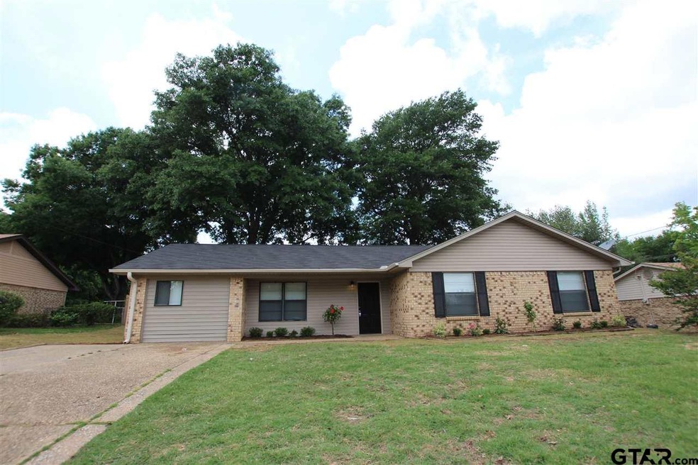 6125 6125 Whispering Ln, Tyler, TX 75707 - photo 1
