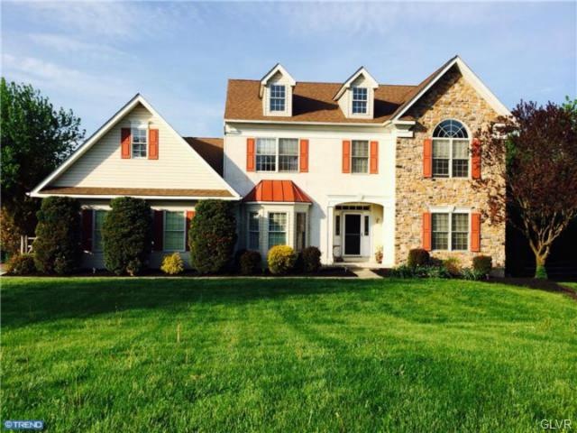 4805 Meadowview Terrace, Zionsville, PA 18092 - photo 1