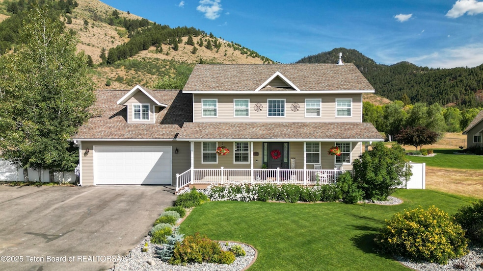 For Sale $849,999 • Co-Listing Agent