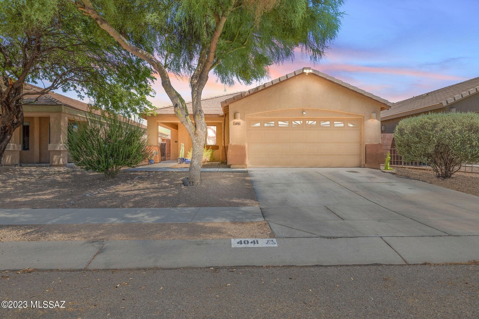 4041EStonyMeadowDr-2