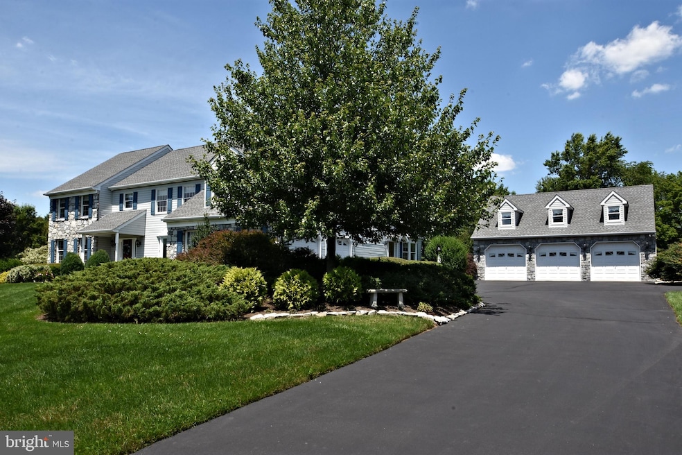 23 Breckenridge Dr, Warminster, PA 18974 - photo 1