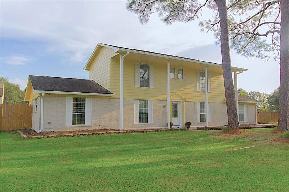 3603 Hummingbird Ln, Alvin, TX 77511 - photo 1