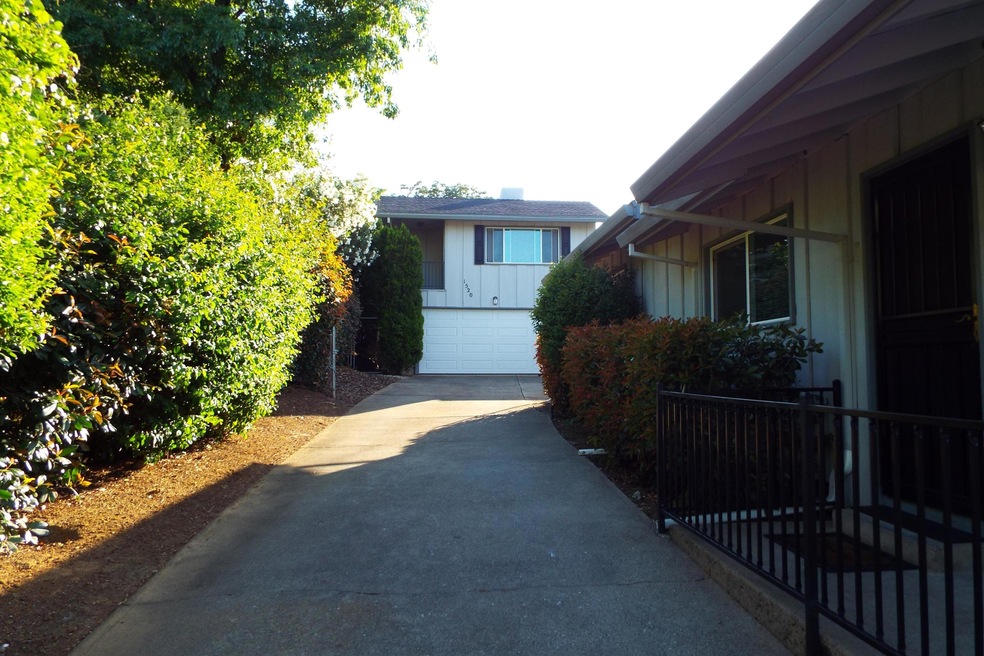 1520+1522 Mesa St, Redding, CA 96001 - photo 1