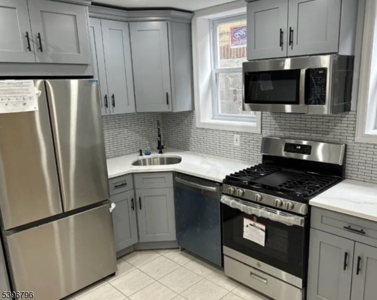 For Rent $2,550/month • Co-Listing Agent