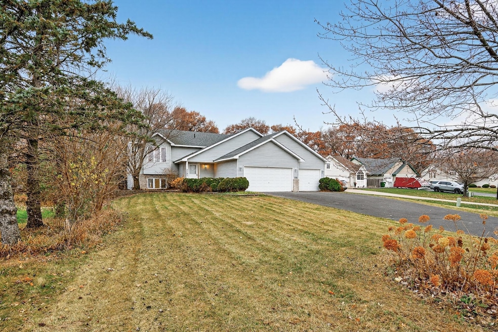 7797 Marilyn Dr, Circle Pines, MN 55014 - photo 1