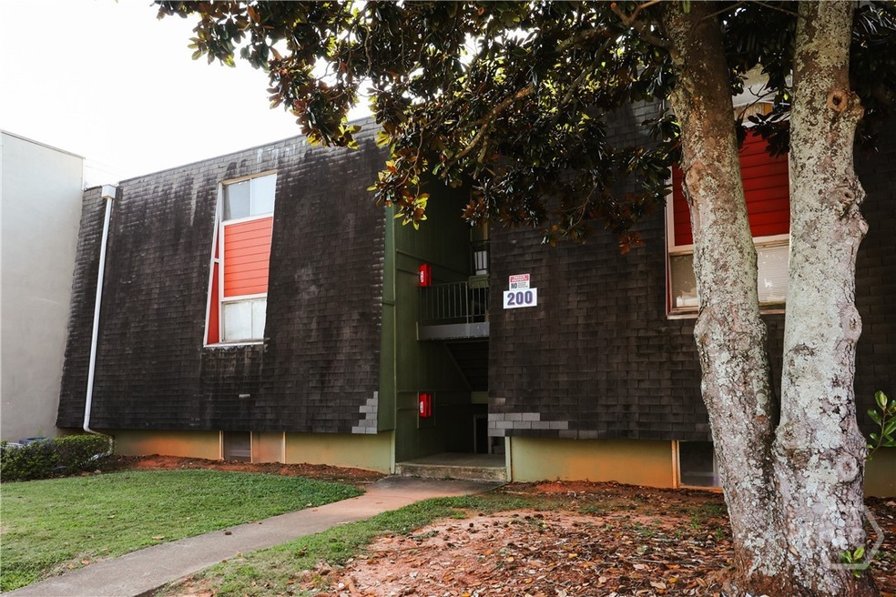 200 Scandia Cir unit 5, Athens, GA 30605 - photo 1