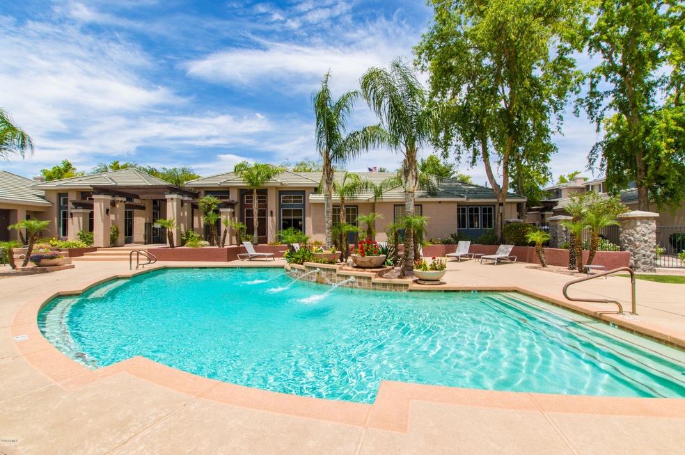 01 Community Pool
