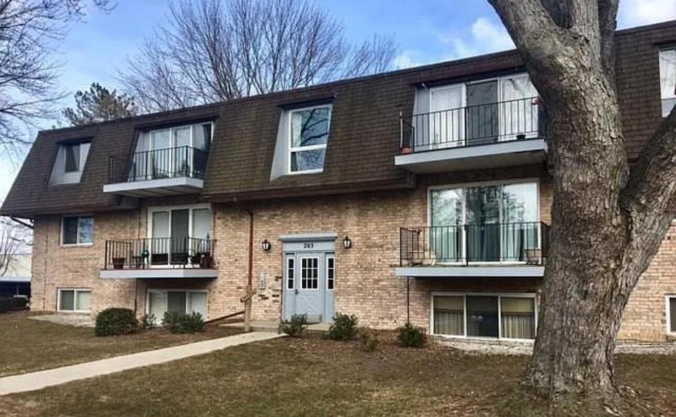 203 Provincial Ct unit 87, Saginaw, MI 48638 - photo 1